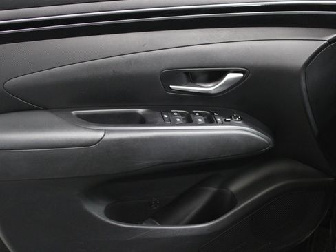 Used 2023 Hyundai Tucson SEL image 3