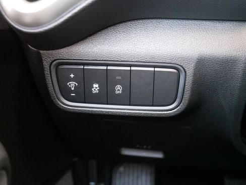 Certified 2025 Kia Soul LX image 26