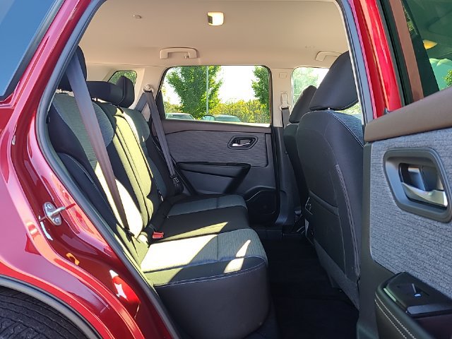 Certified 2023 Nissan Rogue SV AWD/4WD image 30
