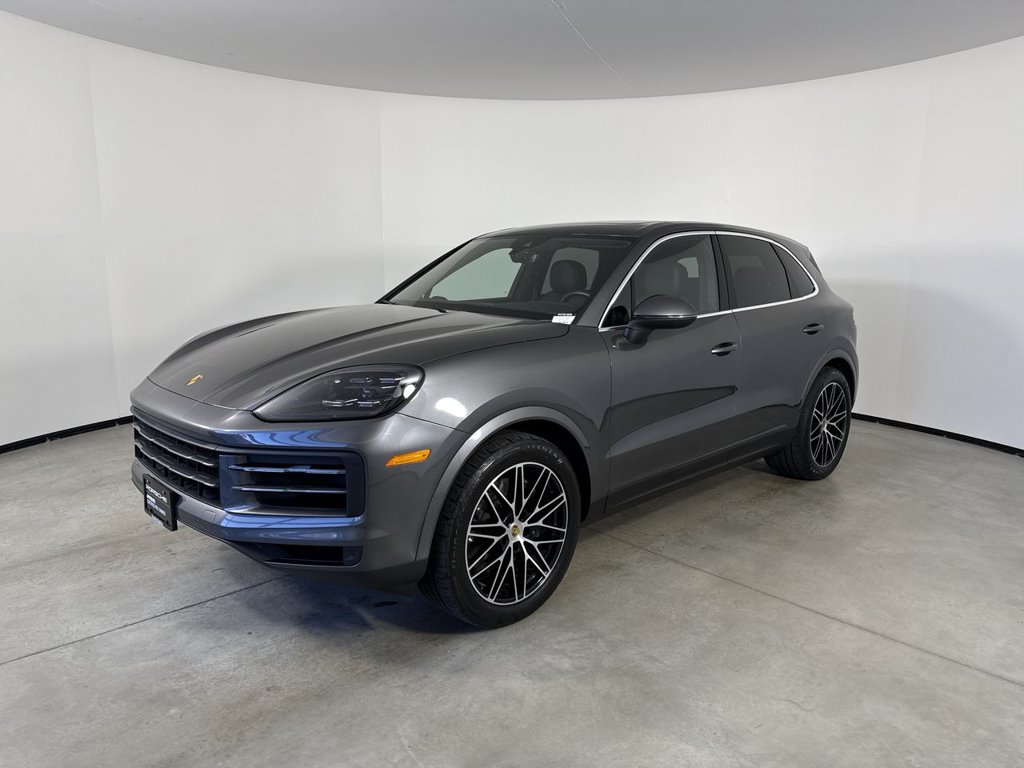 Certified 2024 Porsche Cayenne AWD/4WD image 1