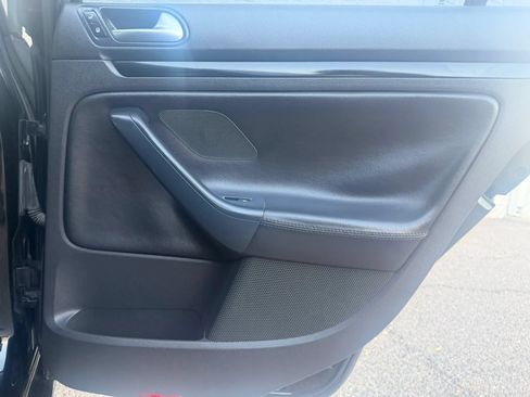 Used 2013 Volkswagen Jetta TDI FWD image 14