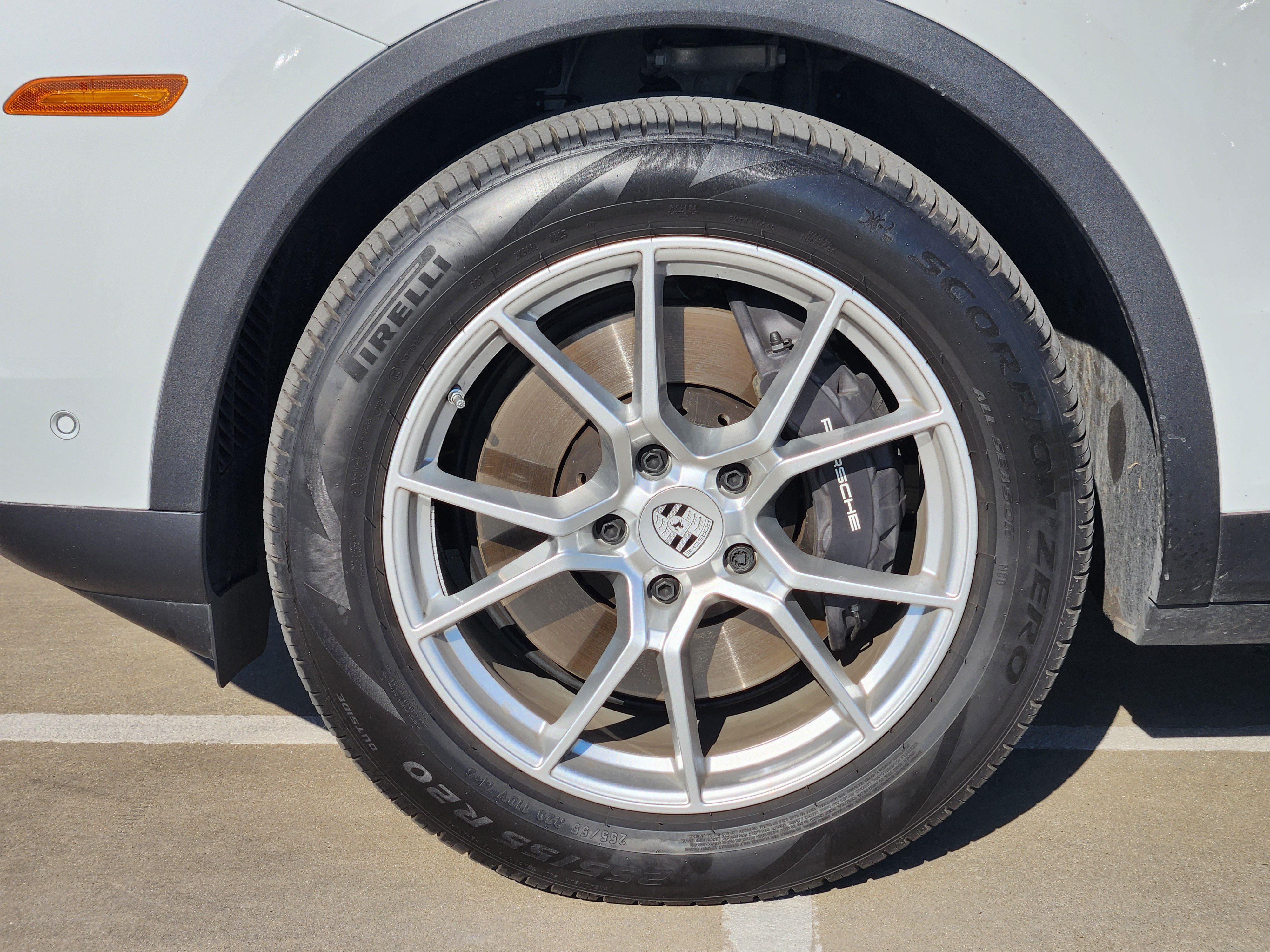 Certified 2026 Porsche Cayenne AWD/4WD image 14