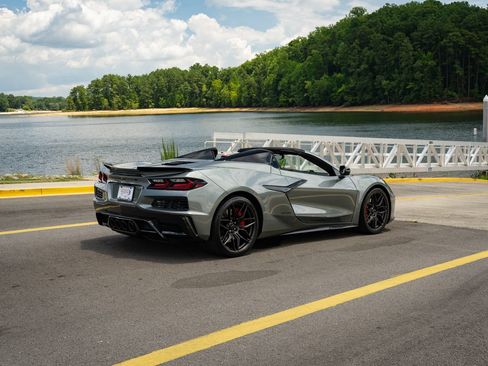 Used 2023 Chevrolet Corvette Z06 RWD image 29