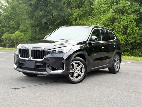 Used 2023 BMW X1 xDrive28i w/ Convenience Package AWD/4WD image 1