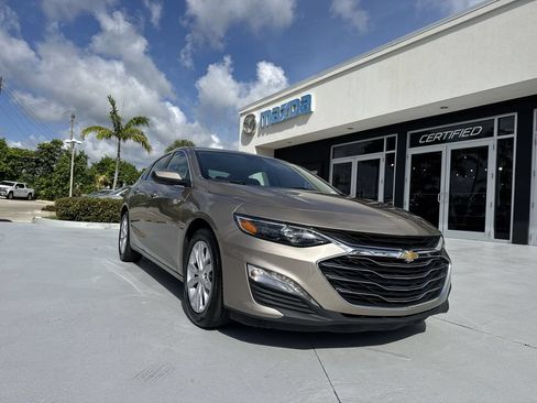 Used 2024 Chevrolet Malibu LT FWD image 30