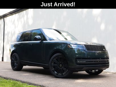 Used 2025 Land Rover Range Rover SE