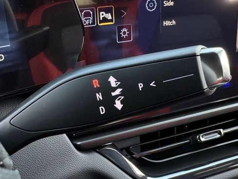 New 2026 Chevrolet Equinox EV RS image 16