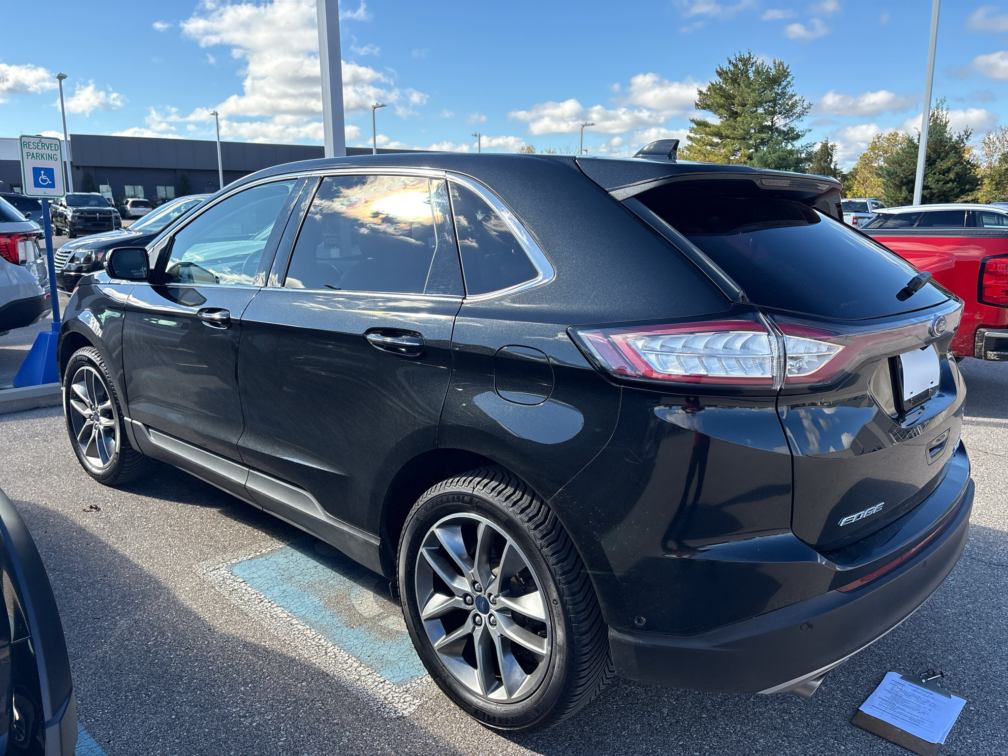 Used 2015 Ford Edge Titanium w/ Equipment Group 302A FWD image 5