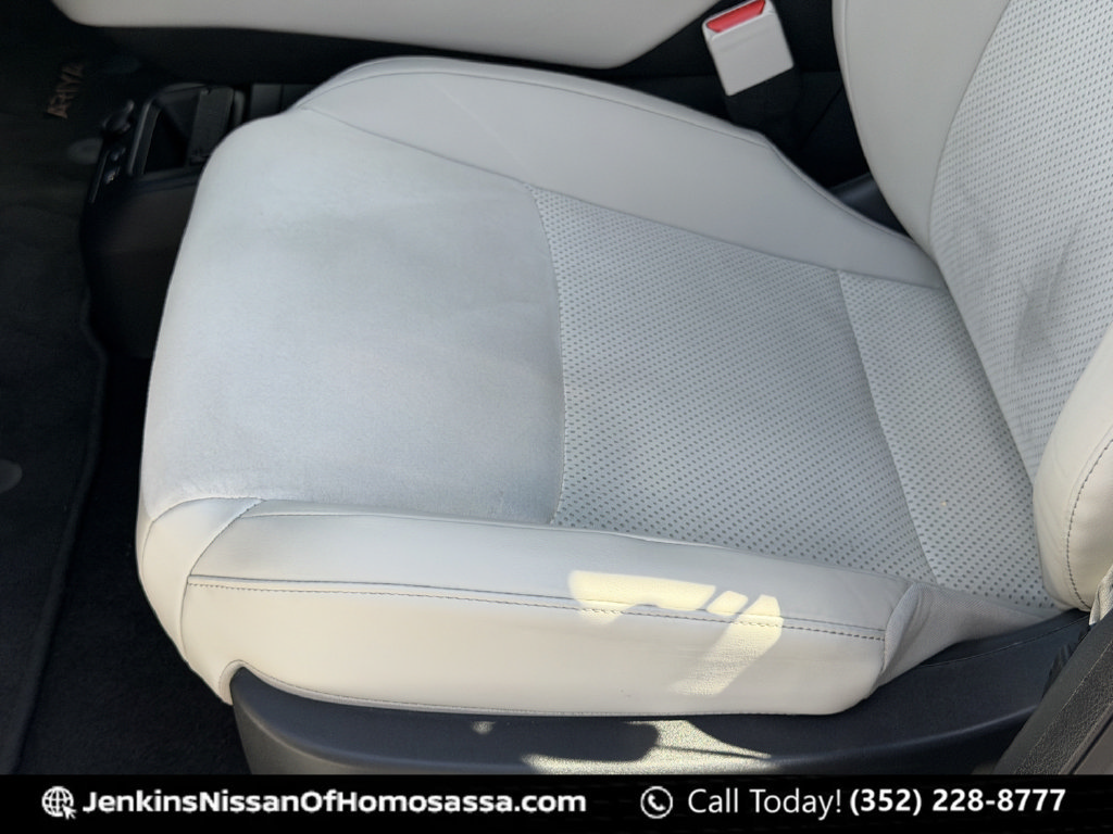 Used 2024 Nissan Ariya FWD image 31