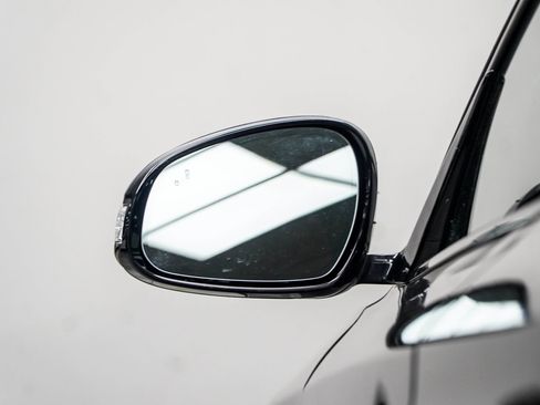Used 2023 Genesis G70 2.0T w/ Sport Prestige Package AWD/4WD image 14