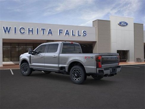 New 2026 Ford F250 Platinum w/ FX4 Off-Road Package image 4