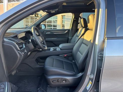 New 2026 GMC Acadia Elevation w/ Elevation Premium Package image 12