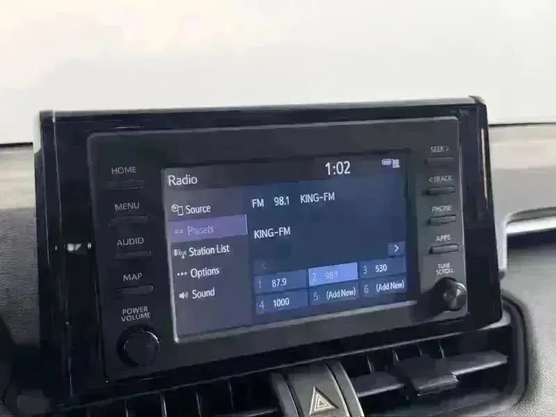 Used 2019 Toyota RAV4 XLE AWD/4WD image 37