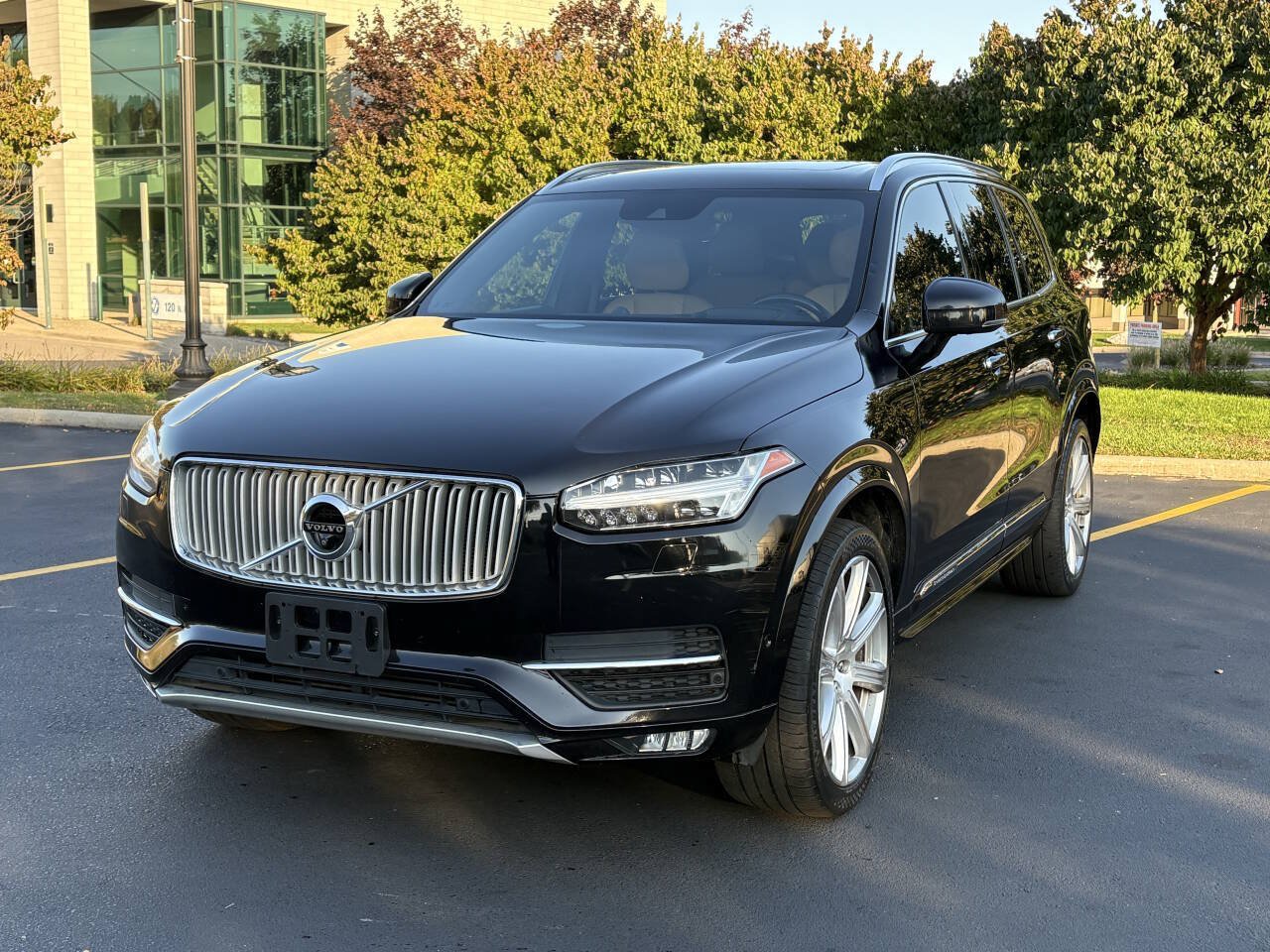 Used 2016 Volvo XC90 T6 AWD/4WD image 1