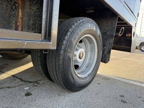 Used 2011 Chevrolet Silverado 3500 W/T image 13