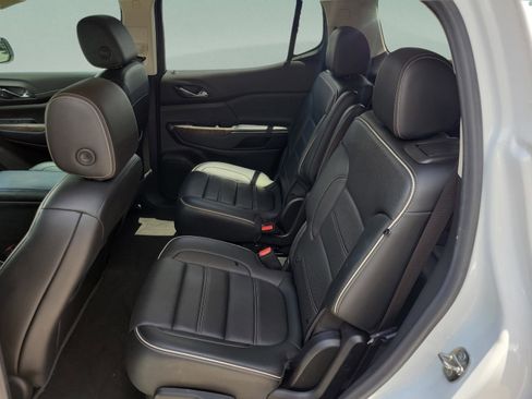 Used 2021 GMC Acadia Denali w/ Denali Technology Package FWD image 13