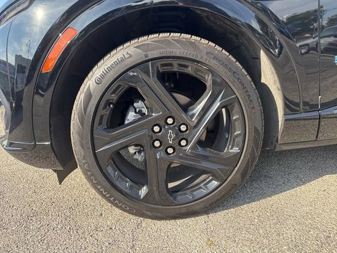 Used 2025 Chevrolet Equinox EV RS image 12