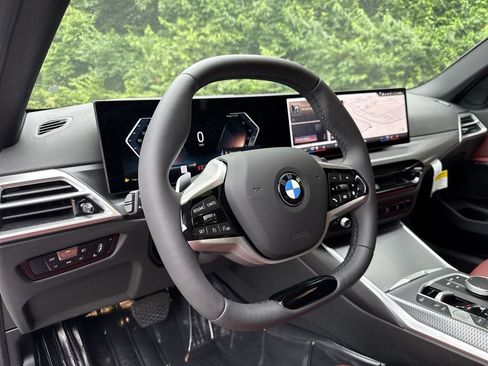 Used 2025 BMW 330i xDrive Sedan w/ Convenience Package image 16