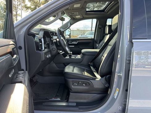 Used 2025 GMC Sierra 1500 Denali w/ Denali Reserve Package image 16