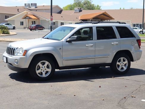 Used 2006 Jeep Grand Cherokee Limited AWD/4WD image 10