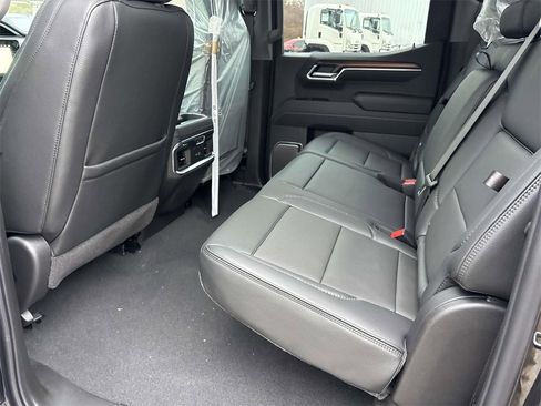New 2026 GMC Sierra 1500 Denali w/ Denali Reserve Package image 4