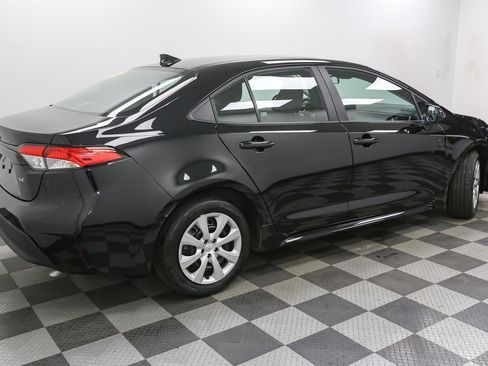 Used 2024 Toyota Corolla LE FWD image 8
