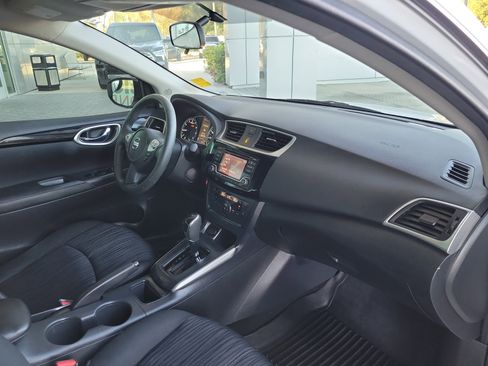Used 2018 Nissan Sentra SV image 30