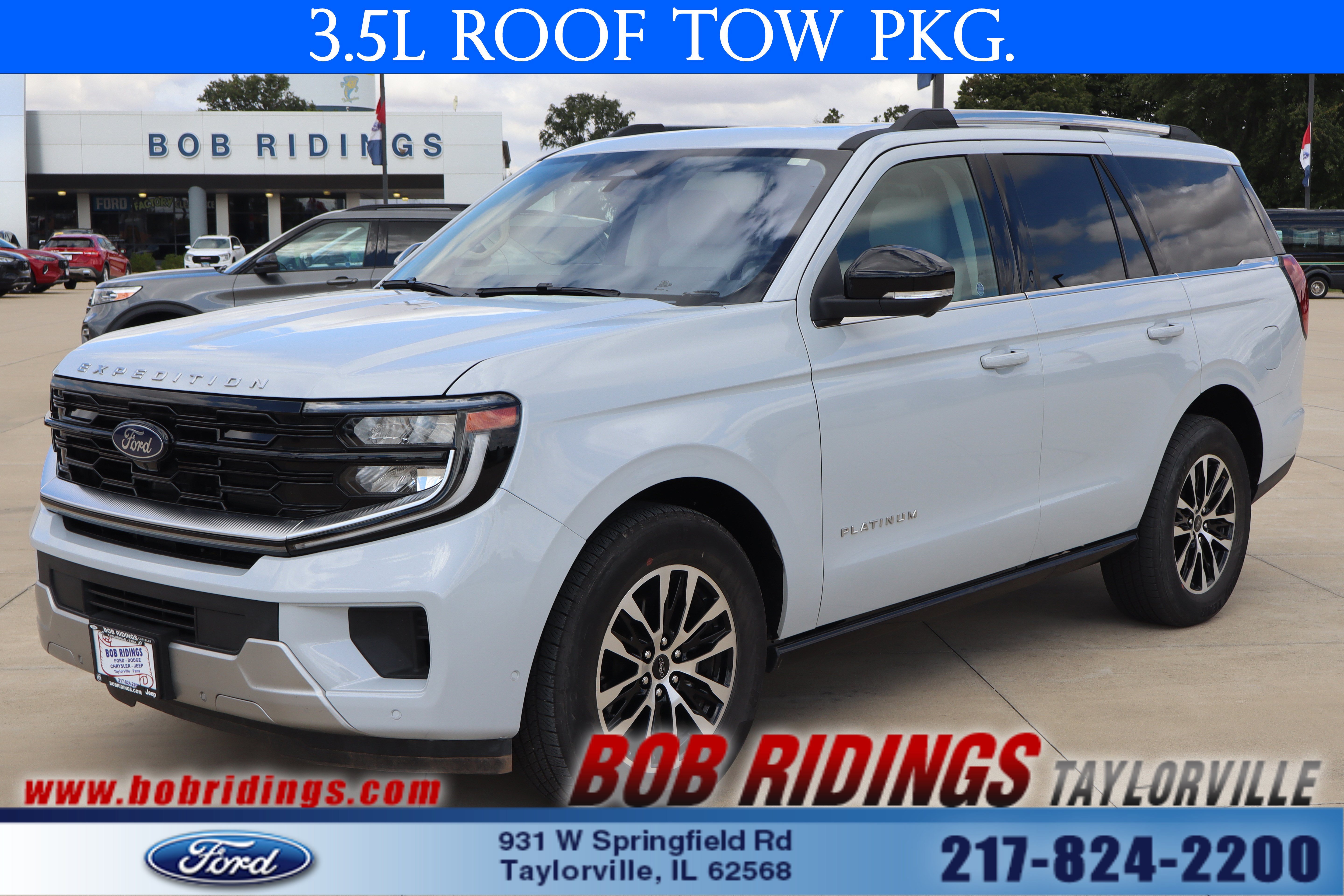 Used 2025 Ford Expedition Platinum AWD/4WD image 1