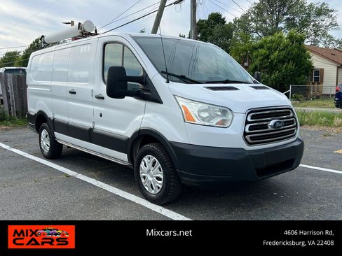 Used 2015 Ford Transit 250 130 Low Roof w/ Exterior Upgrade Package RWD image 1
