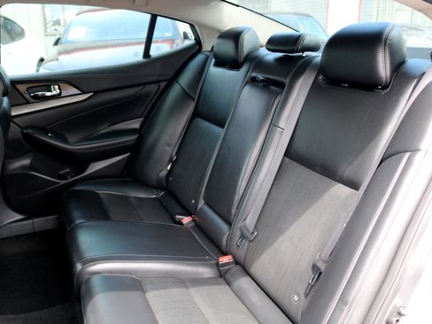 Used 2017 Nissan Maxima 3.5 SV image 18