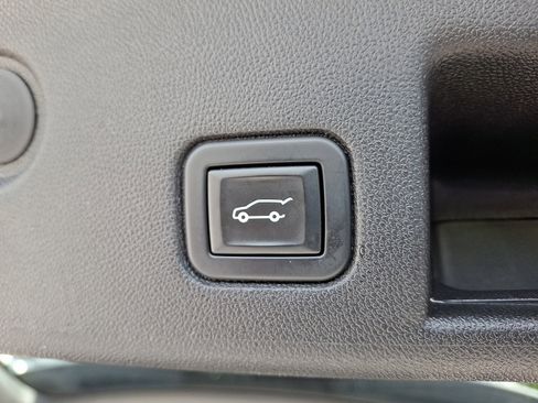 Used 2020 Chevrolet Equinox LT AWD/4WD image 31