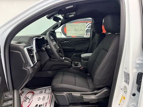 New 2026 GMC Canyon Elevation image 11