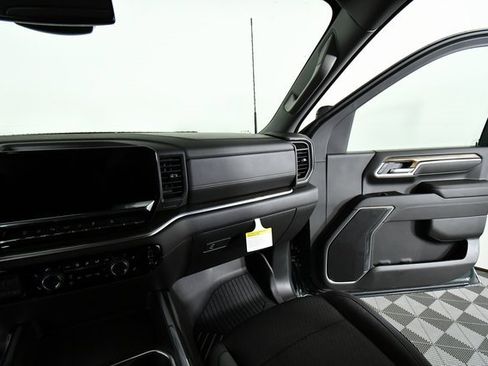 Used 2026 Chevrolet Silverado 2500 LT w/ Trail Boss Package image 21