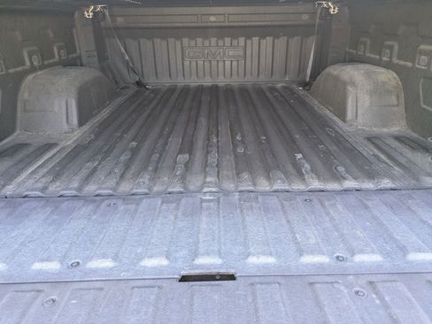 Used 2022 GMC Sierra 1500 SLT w/ SLT Premium Plus Package image 28