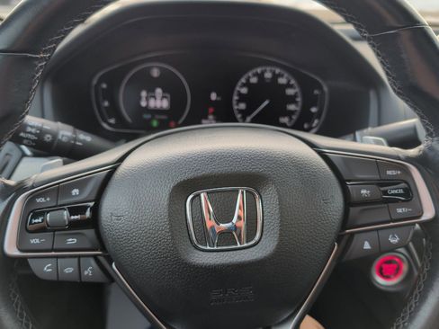 Used 2021 Honda Accord Sport image 16