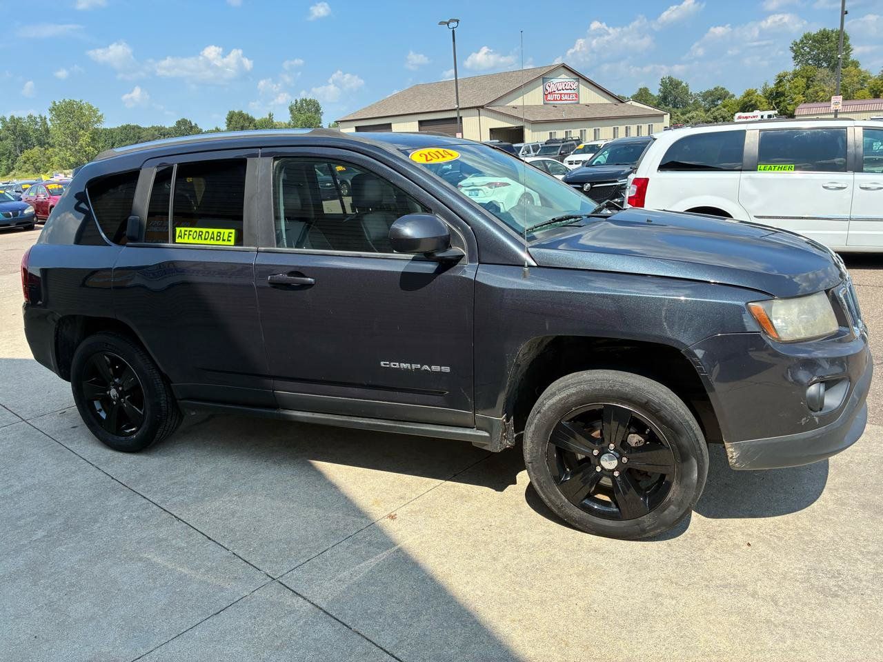 Used 2014 Jeep Compass FWD image 4