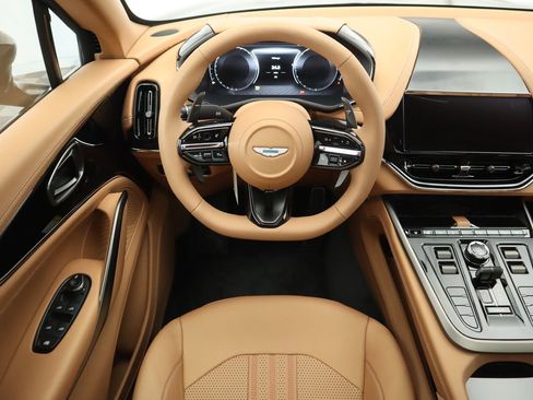 New 2026 Aston Martin DBX 707 image 10