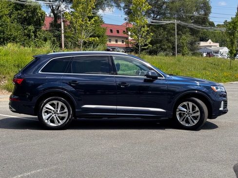 Used 2023 Audi Q7 2.0T Premium w/ Convenience Package AWD/4WD image 7