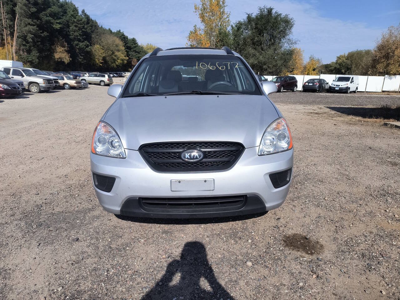 Used 2008 Kia Rondo FWD image 7