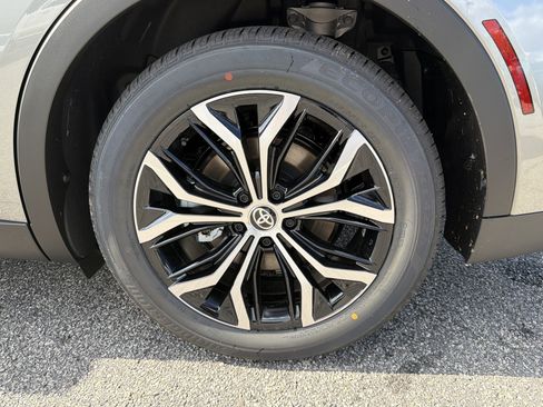 New 2026 Toyota Crown XLE image 20