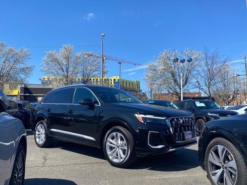 Used 2025 Audi Q7 3.0T Premium Plus image 1