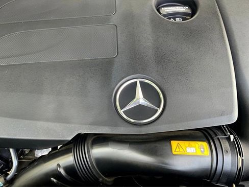 Certified 2022 Mercedes-Benz GLC 300 4MATIC image 29