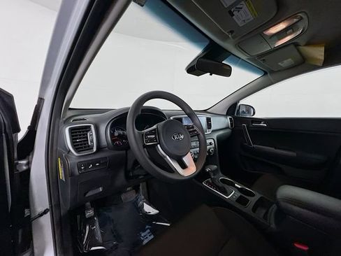 Used 2022 Kia Sportage LX w/ LX FWD Value Edition Package image 19