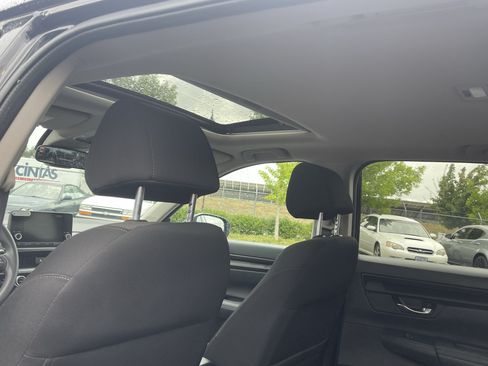 Used 2023 Honda CR-V EX image 15