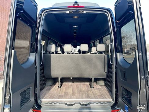 Used 2023 Mercedes-Benz Sprinter 2500 image 25