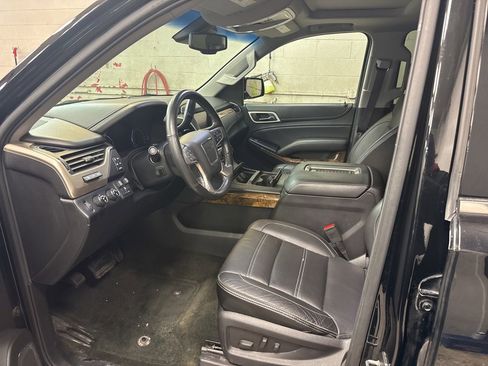 Used 2016 GMC Yukon Denali w/ Open Road Package image 23