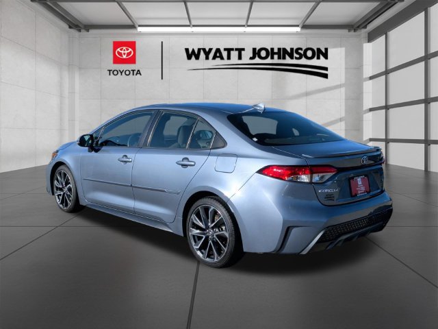 Used 2022 Toyota Corolla SE w/ SE Premium Package FWD image 5