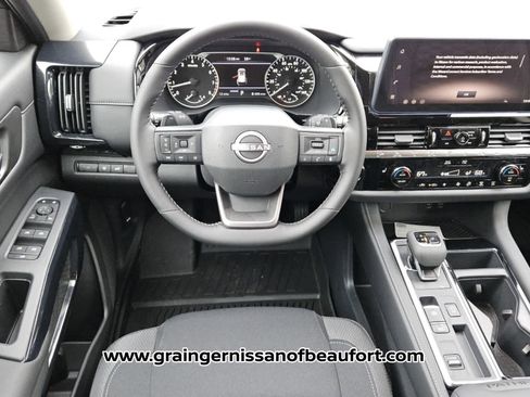 New 2026 Nissan Pathfinder SV FWD image 5