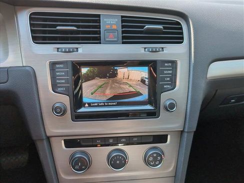 Used 2015 Volkswagen Golf TDI FWD image 14