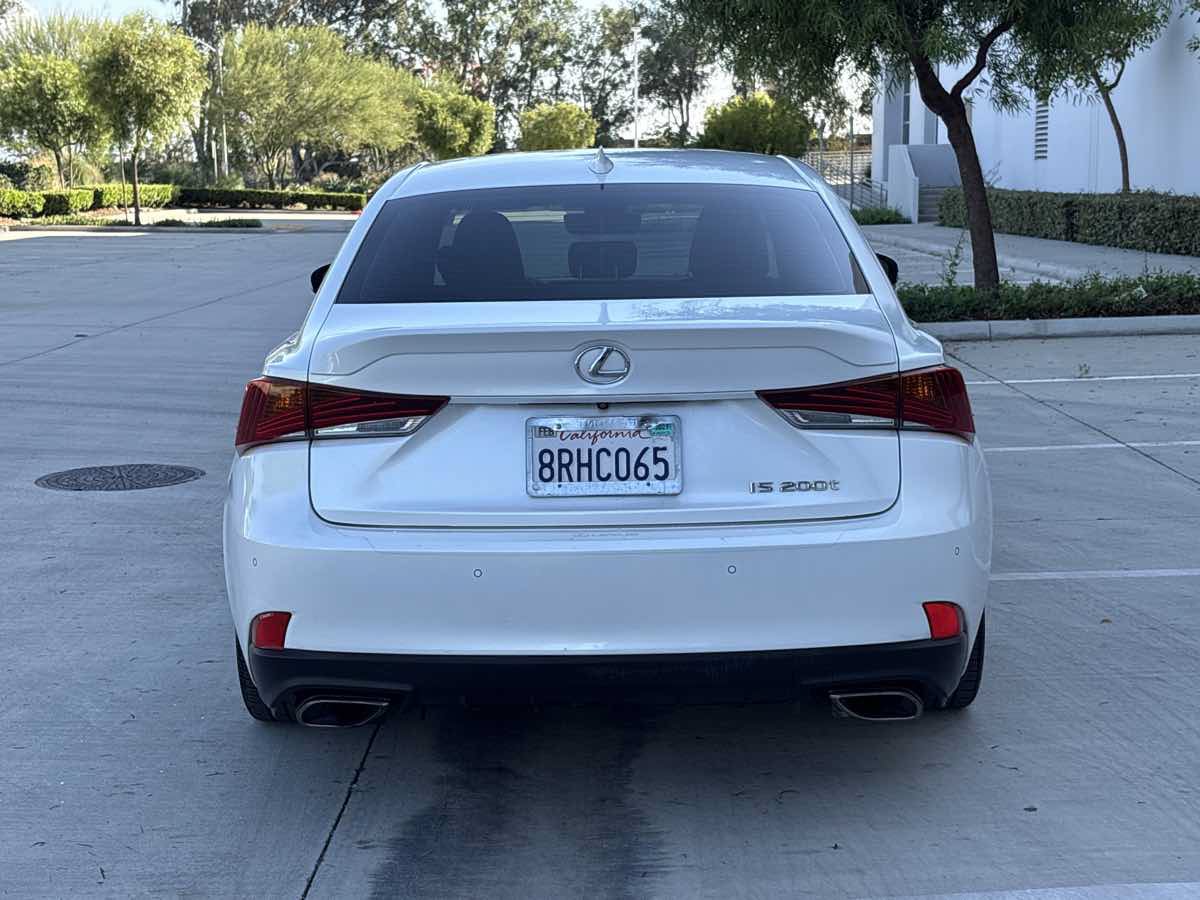 Used 2017 Lexus IS 200t w/ Navigation System Package RWD image 4